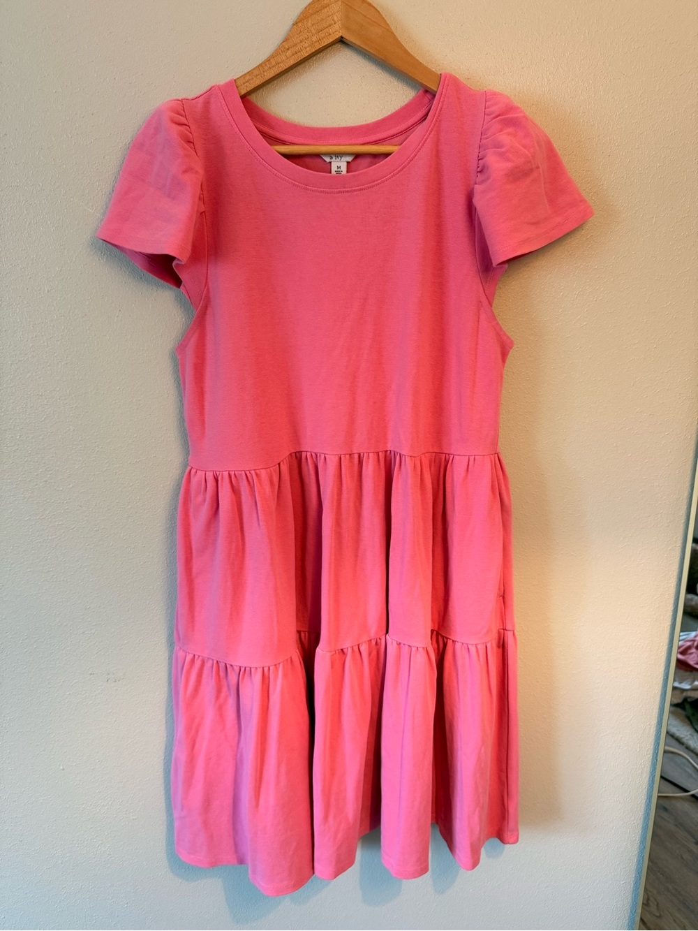 Crown and Ivy Pink Tiered Puff-Sleeve Casual knit shirt Dress